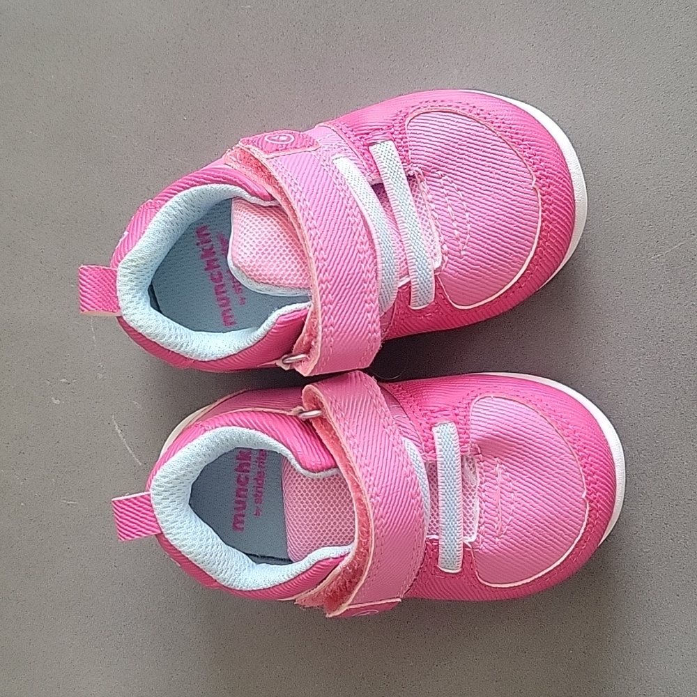 Munchkin by Stride Rite Pink Baby Shoes for 3 Months  Soft,Comfortable